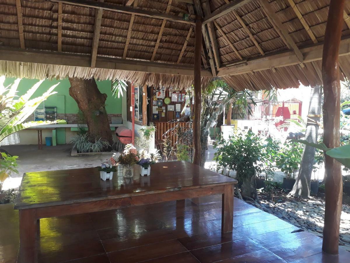 Ej Pension House PALAWAN Экстерьер фото